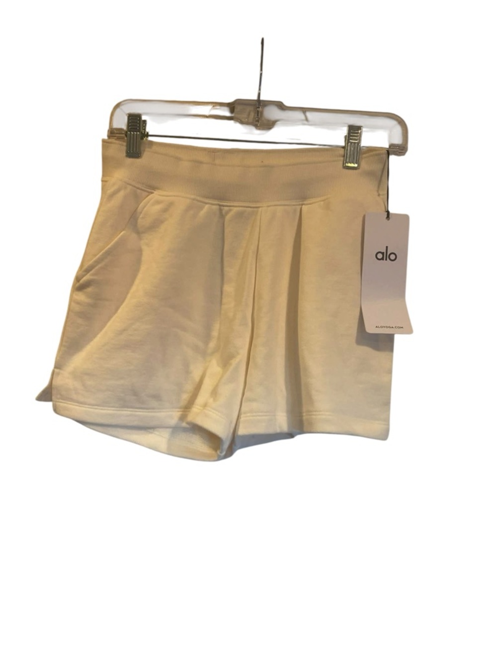 NWT Alo Yoga low key sweat shorts IVORY Size S